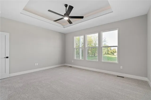 $725,400 | 25102 West 90th Terrace, Lenexa, KS 66227