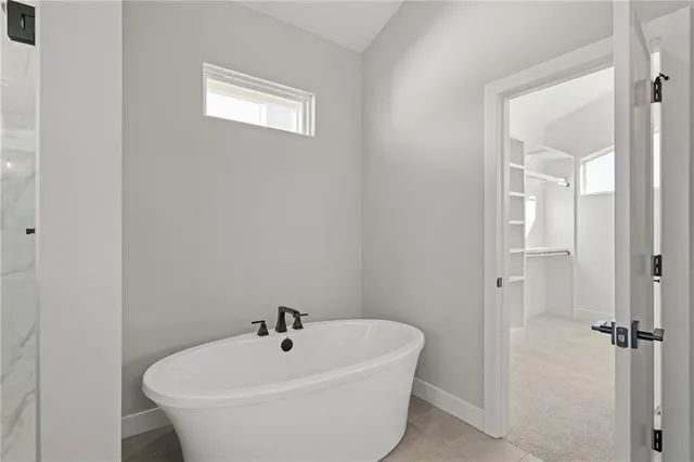 $725,400 | 25102 West 90th Terrace, Lenexa, KS 66227