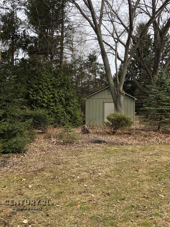 5334 Calkins Road Flint, MI 48532 - Photo 28 of 30 31375392-39.JPG