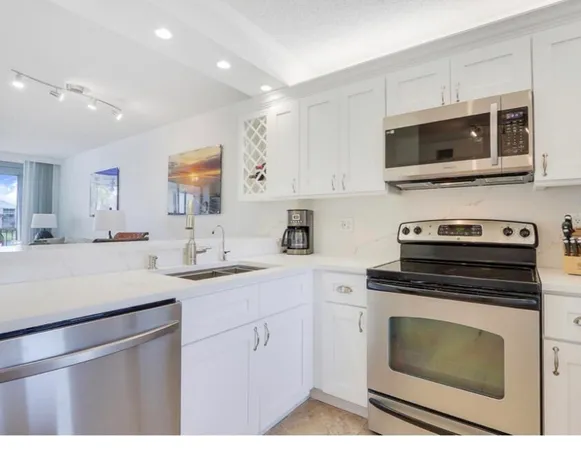 $2,850 | 353 Highway 1, Unit A207, Jupiter, FL 33477