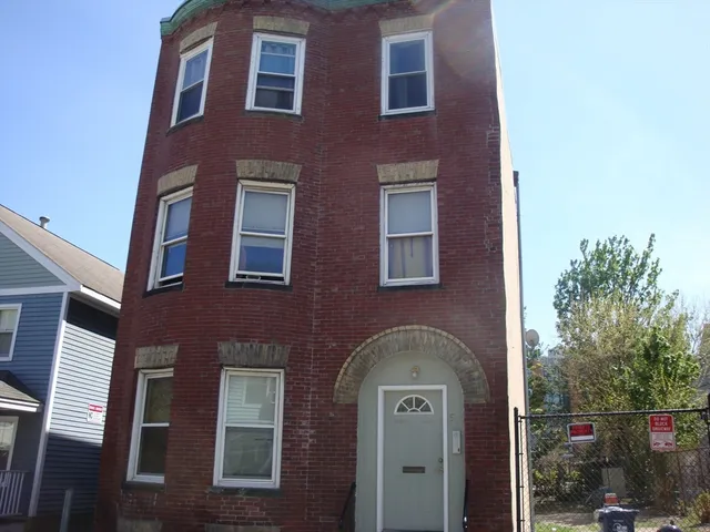 $950,000 | 91-93 Zeigler Street, Boston, MA 02119