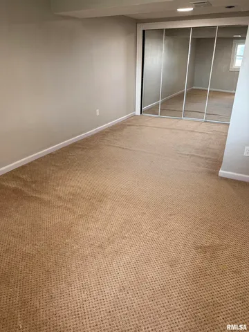 $195,000 | 104 Highway 84, Cordova, IL 61242