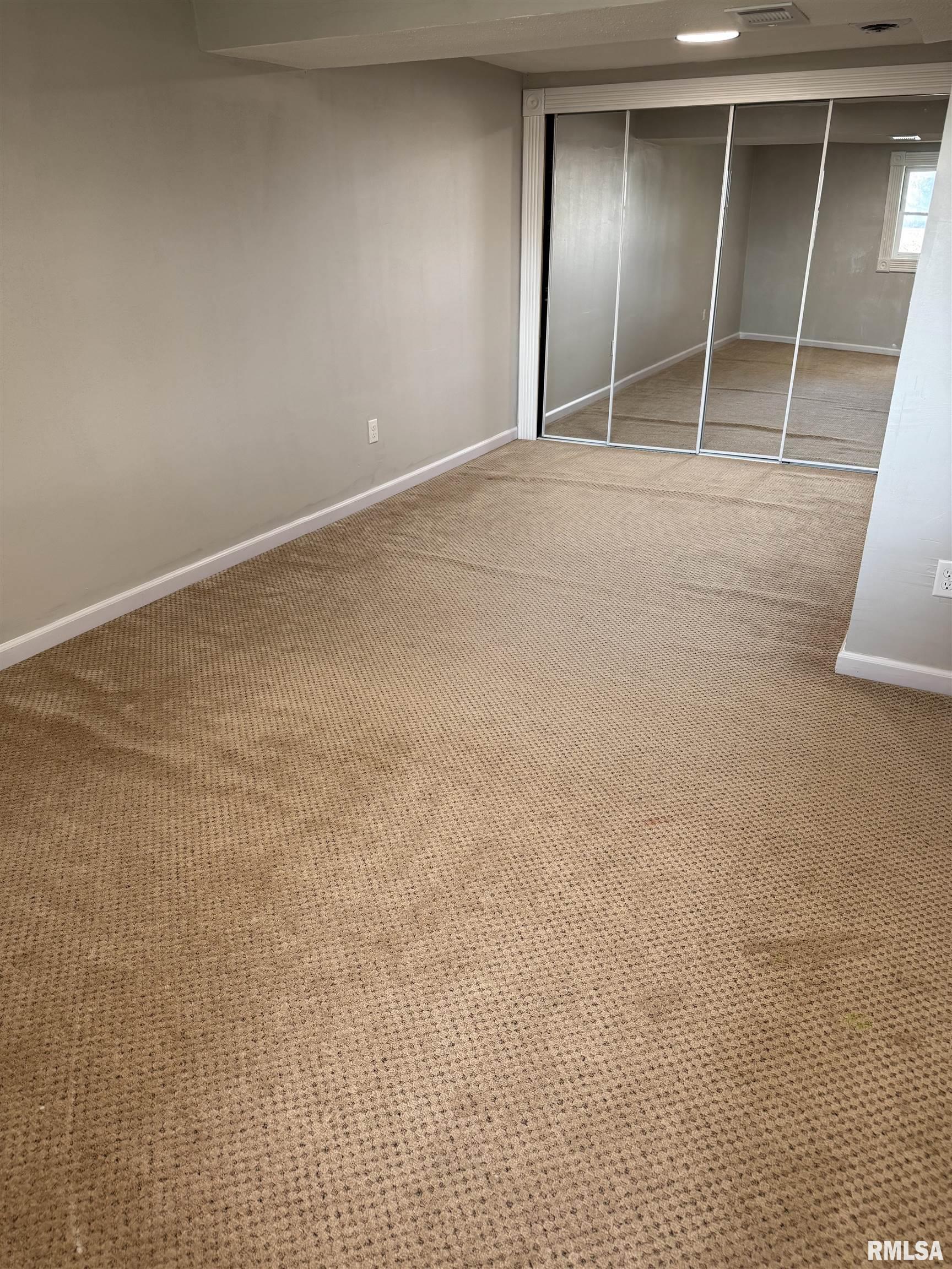 104 Highway 84 Cordova, IL 61242 - Photo 16 of 17