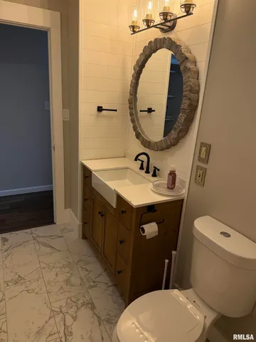 $195,000 | 104 Highway 84, Cordova, IL 61242