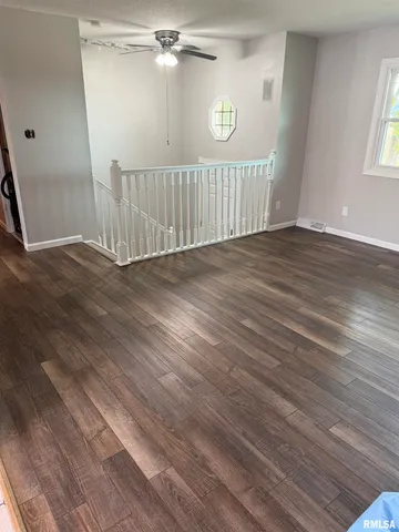 $195,000 | 104 Highway 84, Cordova, IL 61242