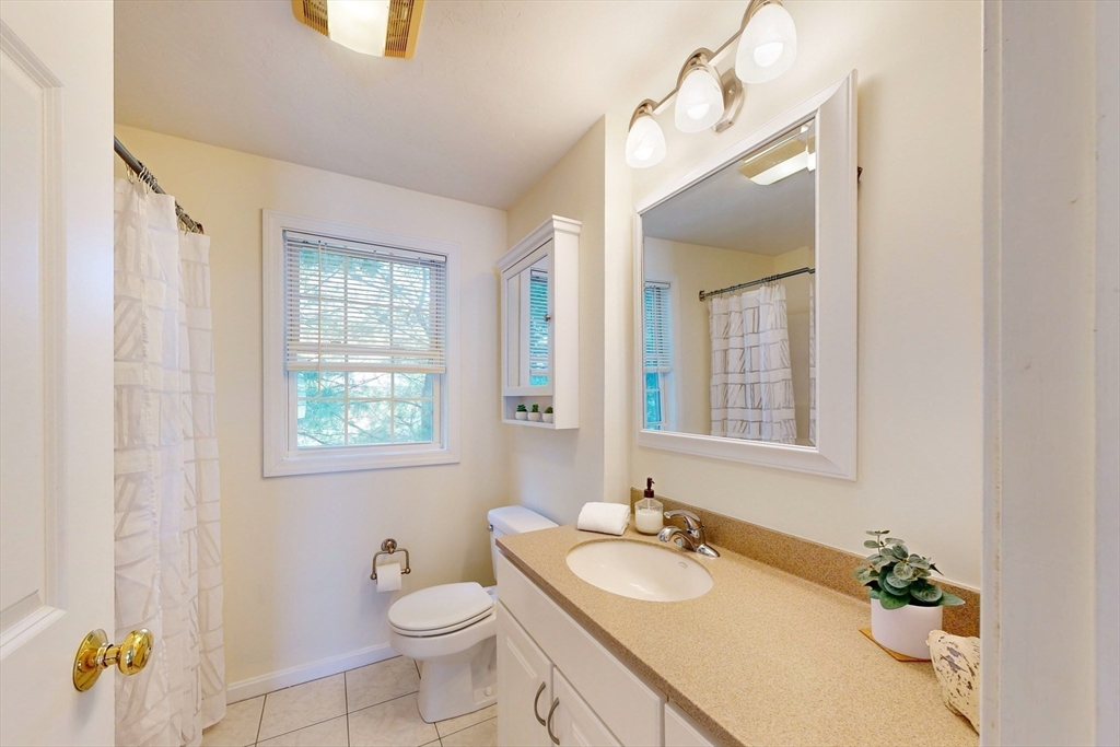 995 Trapelo Road, Unit 3 Waltham, MA 02452 - Photo 18 of 30