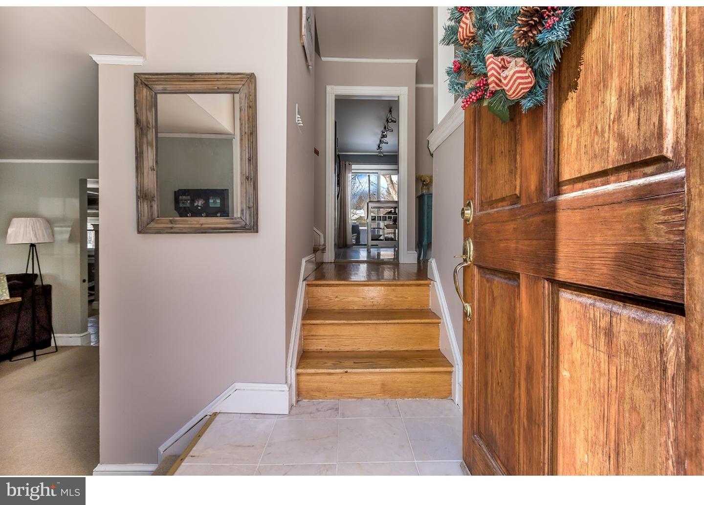 321 Farmdale Road Moorestown, NJ 08057 - Photo 2 of 22