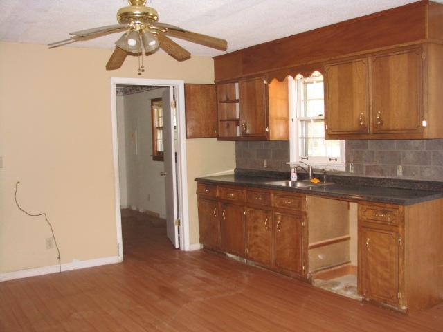1804 Grandaddy Road Lawrenceburg, TN 38464 - Photo 4 of 10 Gallery Image 4