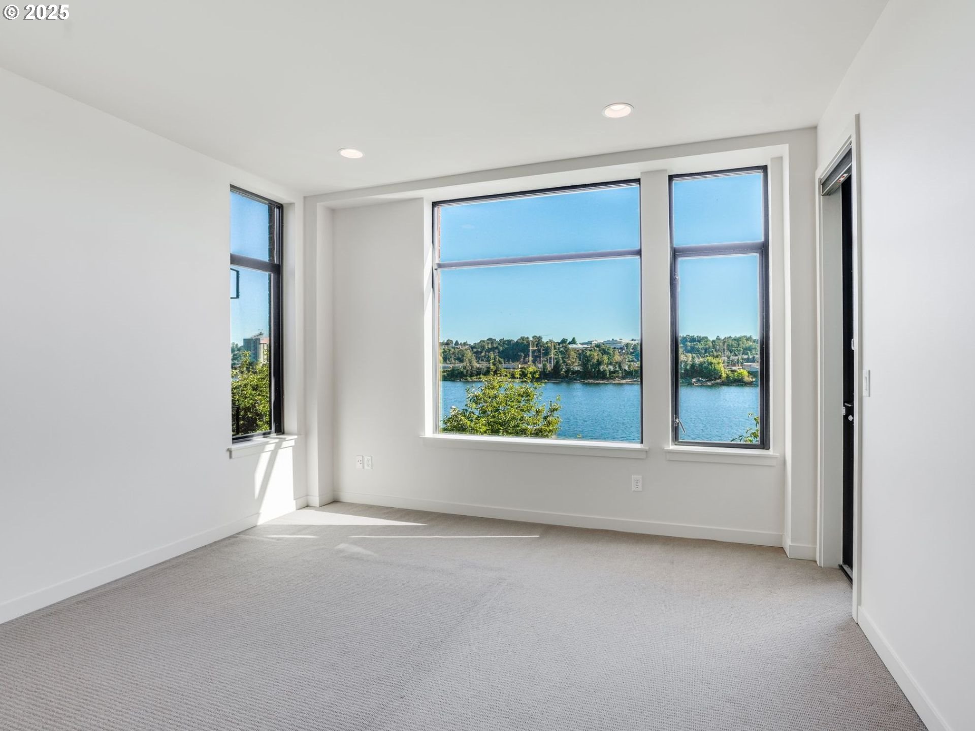 1714 Northwest Riverscape Street Portland, OR 97209 - Photo 15 of 19 an empty room with a window