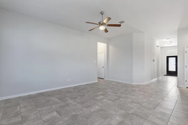 $1,950 | 221 Bridgestone Way, Buda, TX 78610