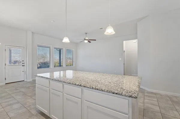 $1,950 | 221 Bridgestone Way, Buda, TX 78610