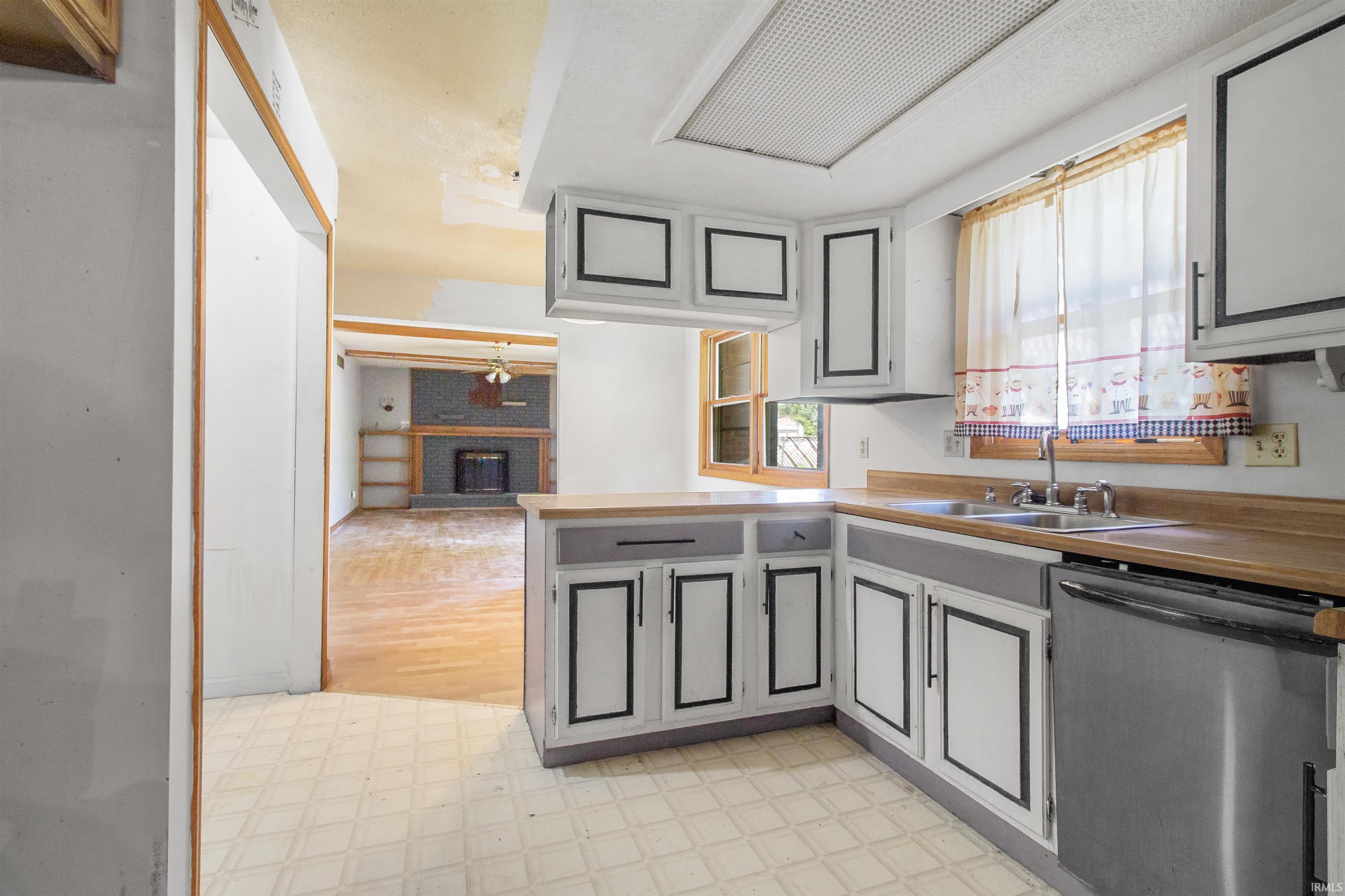 933 East Bocock Road Marion, IN 46952 - Photo 14 of 25