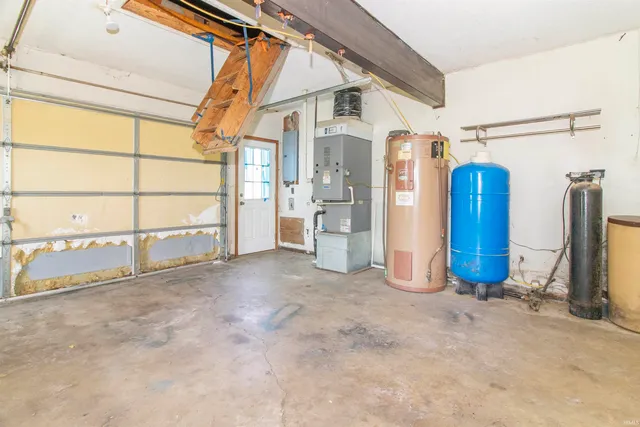 $230,000 | 933 East Bocock Road, Marion, IN 46952