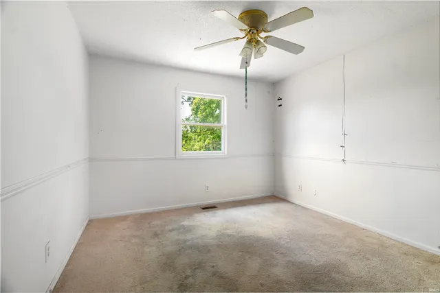 $230,000 | 933 East Bocock Road, Marion, IN 46952