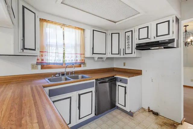 $230,000 | 933 East Bocock Road, Marion, IN 46952