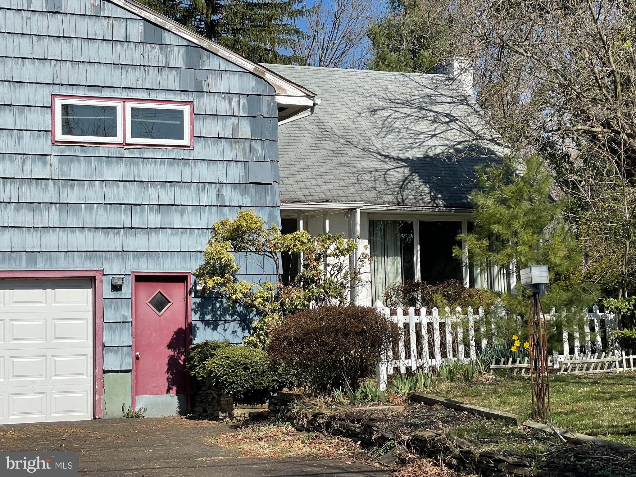 10 Ramson Avenue Ewing, NJ 08628 - Photo 1 of 19