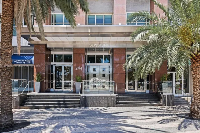 $334,900 | 244 Biscayne Boulevard, Unit 645, Miami, FL 33132