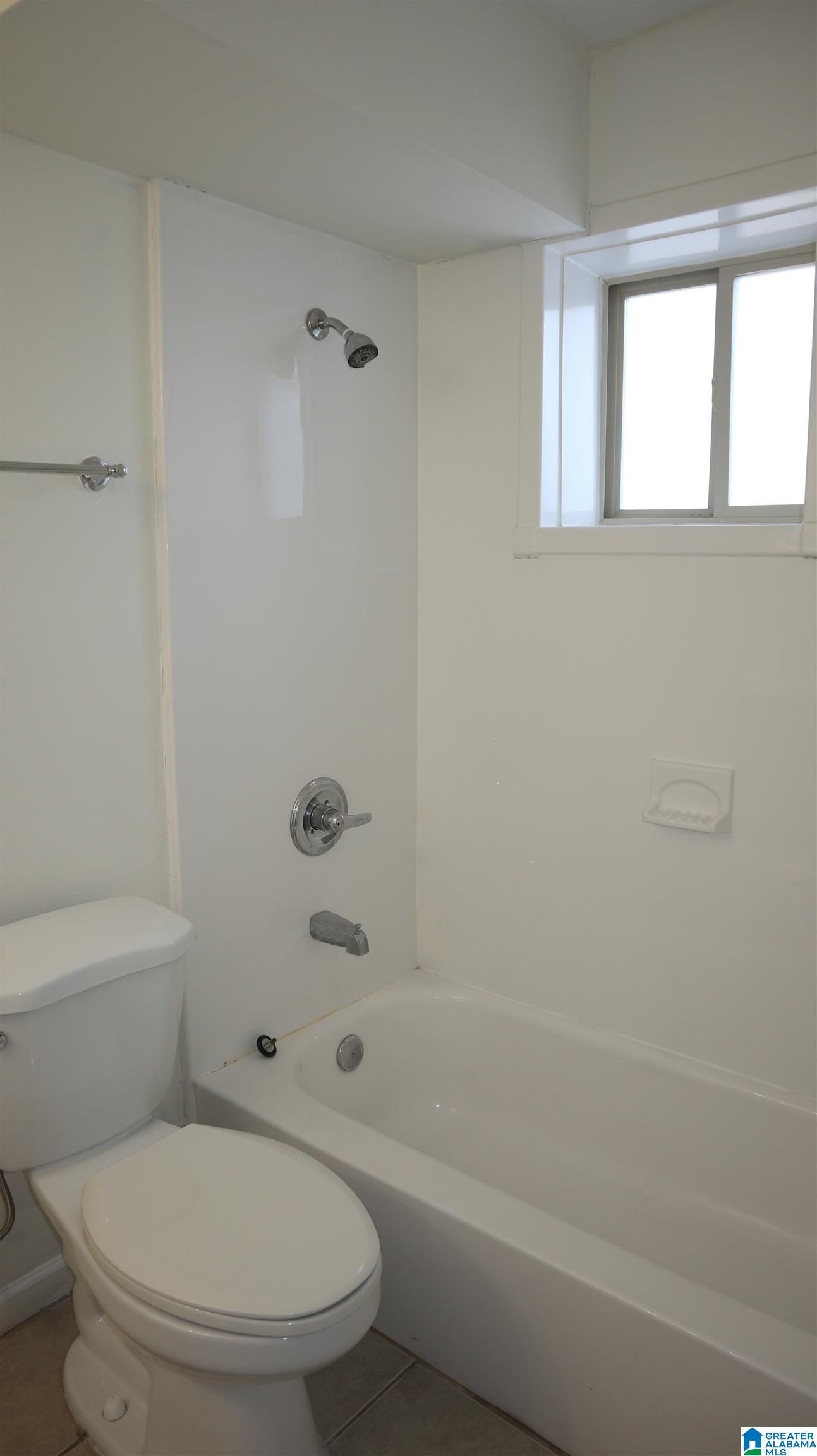 2990 Rhodes Circle South, Unit 108 Birmingham, AL 35205 - Photo 8 of 12