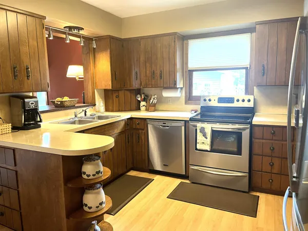 $199,900 | 459 Water Street, Fairmont, MN 56031