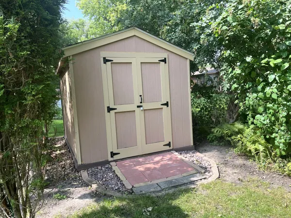 $199,900 | 459 Water Street, Fairmont, MN 56031