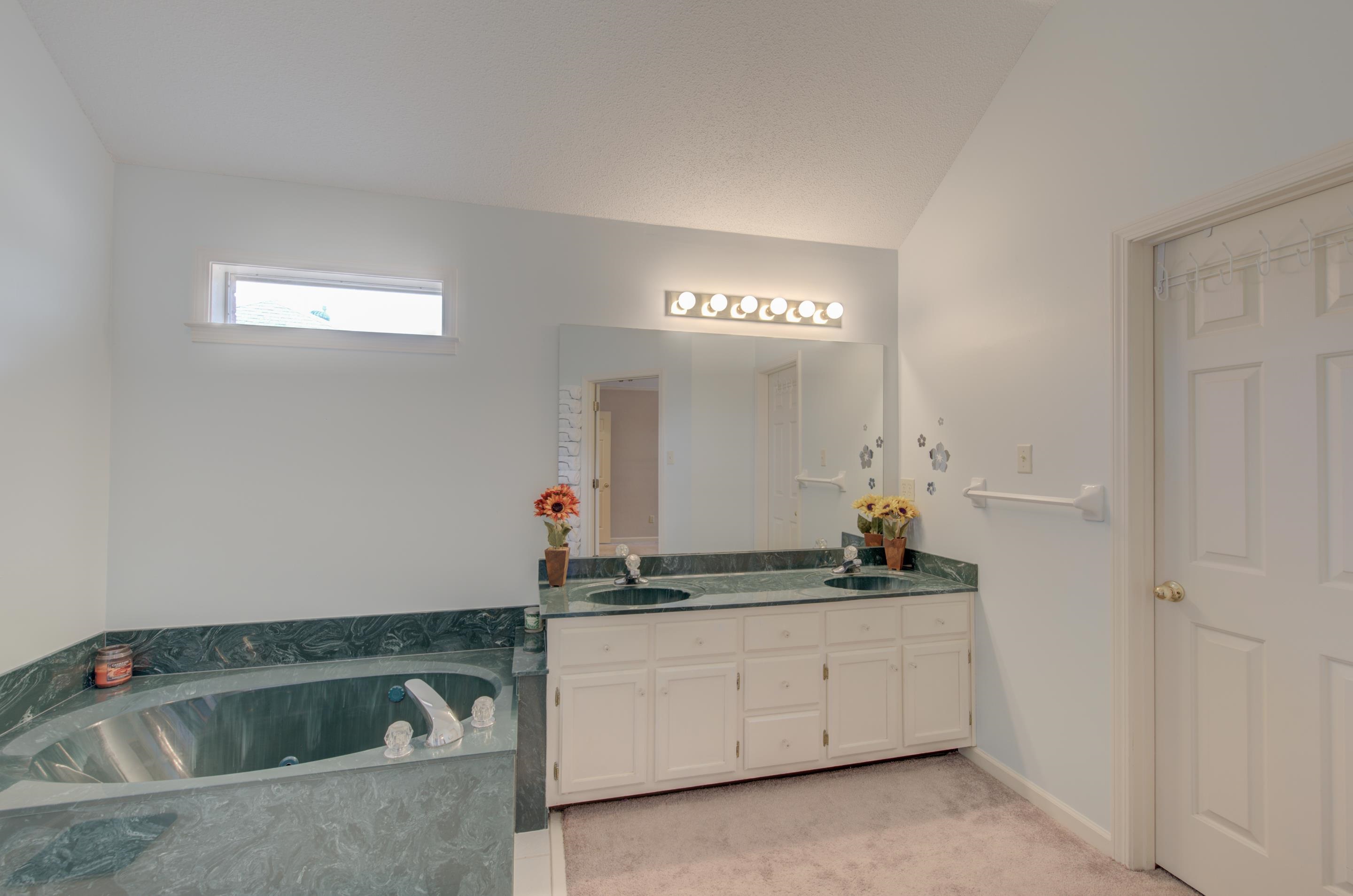 1506 Wolf Ridge Drive Collierville, TN 38017 - Photo 18 of 25 Gallery Image 18