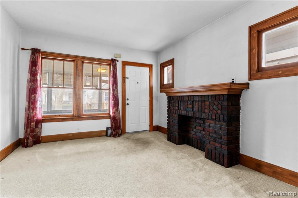 133 Oak Street River Rouge, MI 48218 - Photo 4 of 30