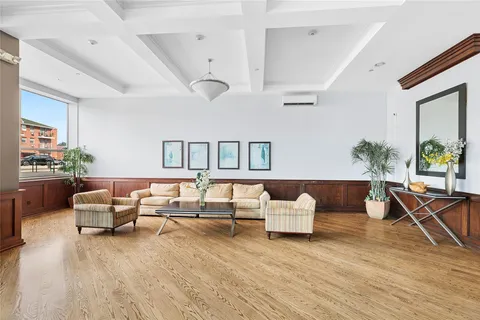 $435,000 | 130 Post Avenue, Unit 316, Westbury, NY 11590