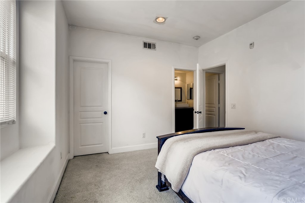 8041 Monaco Stanton, CA 90680 - Photo 10 of 28