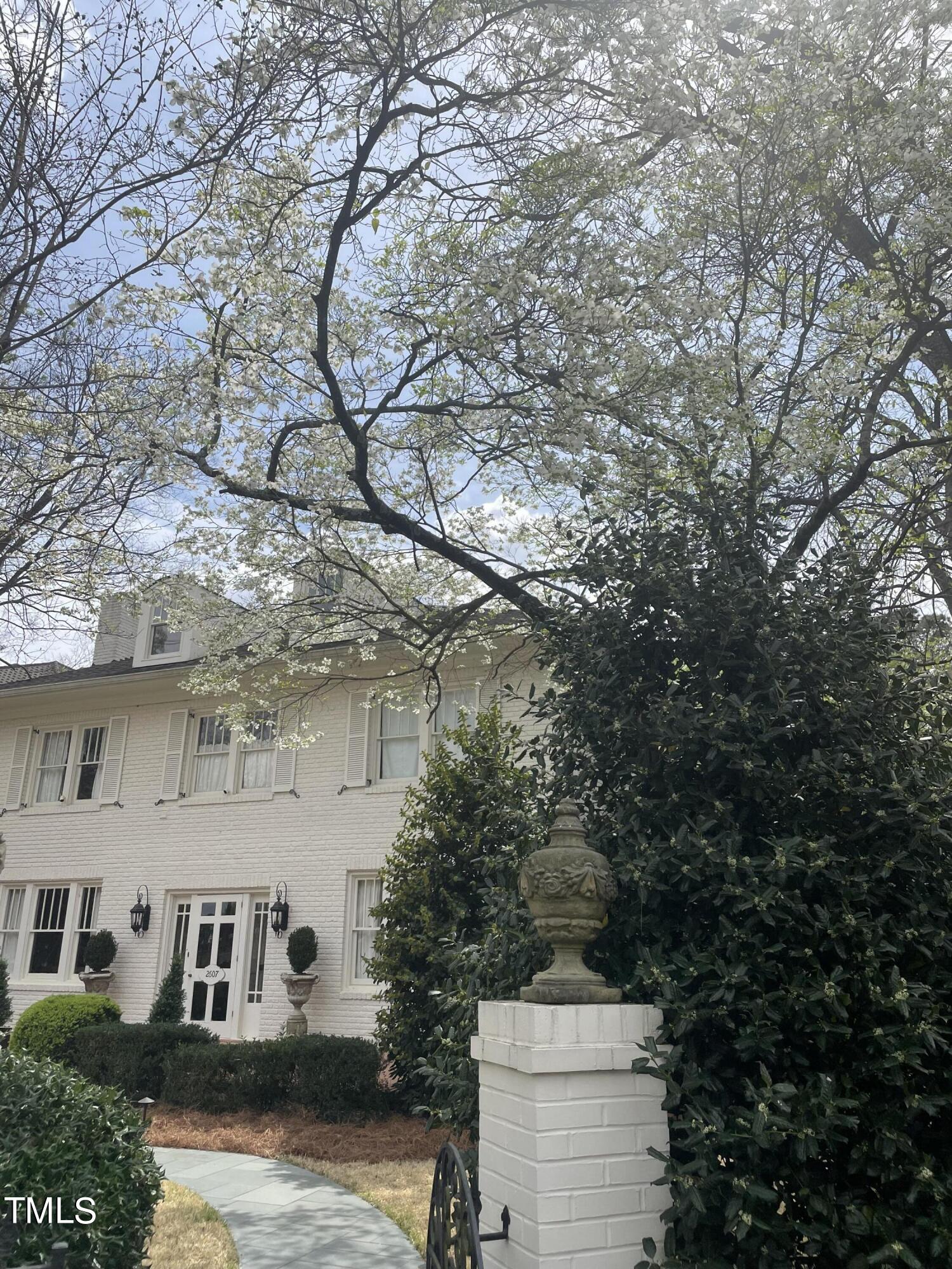 2607 Fairview Road Raleigh, NC 27608 - Photo 25 of 49 IMG_4902