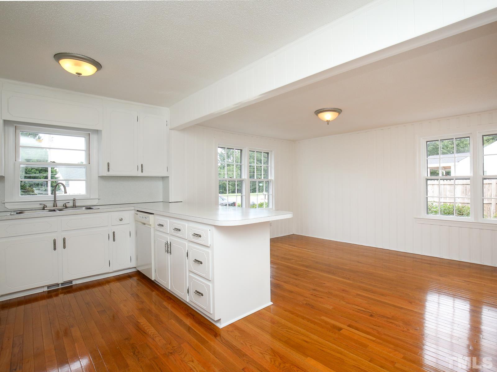 3508 Marsh Creek Road Raleigh, NC 27604 - Photo 8 of 24