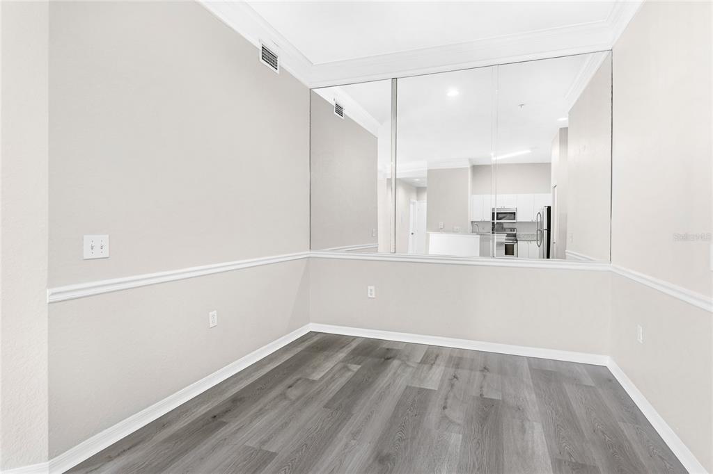 5160 Northridge Road, Unit 301 Sarasota, FL 34238 - Photo 8 of 45