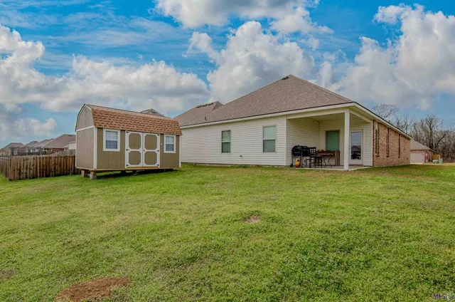 $285,000 | 21416 Field Glen Drive, Zachary, LA 70791