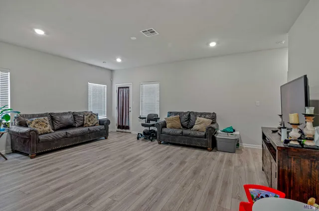 $285,000 | 21416 Field Glen Drive, Zachary, LA 70791