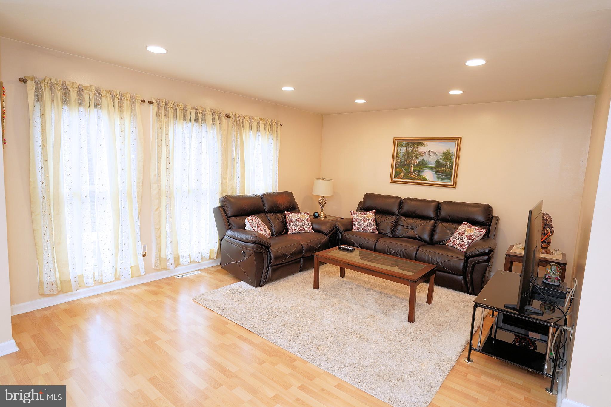 223 Probasco Road East Windsor, NJ 08520 - Photo 6 of 50