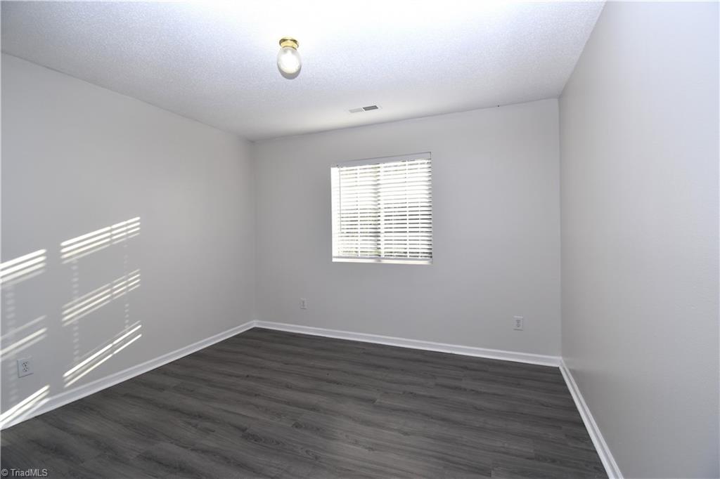 2553 Stratford Lake Road Winston-Salem, NC 27103 - Photo 11 of 19 Front guest bedroom