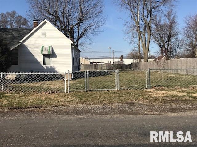 2179 Shale Street Springfield, IL 62703 - Photo 3 of 29