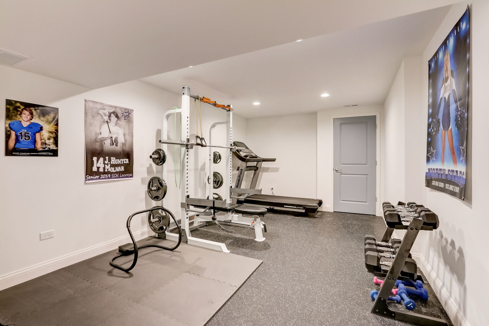 3630 Edelweiss Road Elgin, IL 60124 - Photo 35 of 47 a view of a room with gym equipment