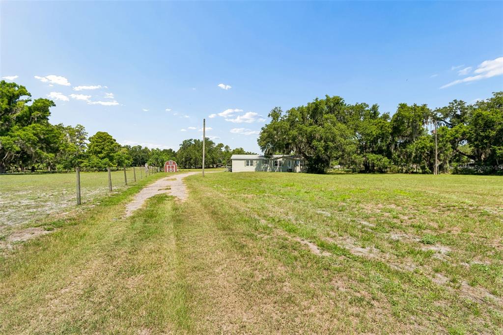 5411 Pless Road Plant City, FL 33565 - Photo 17 of 47