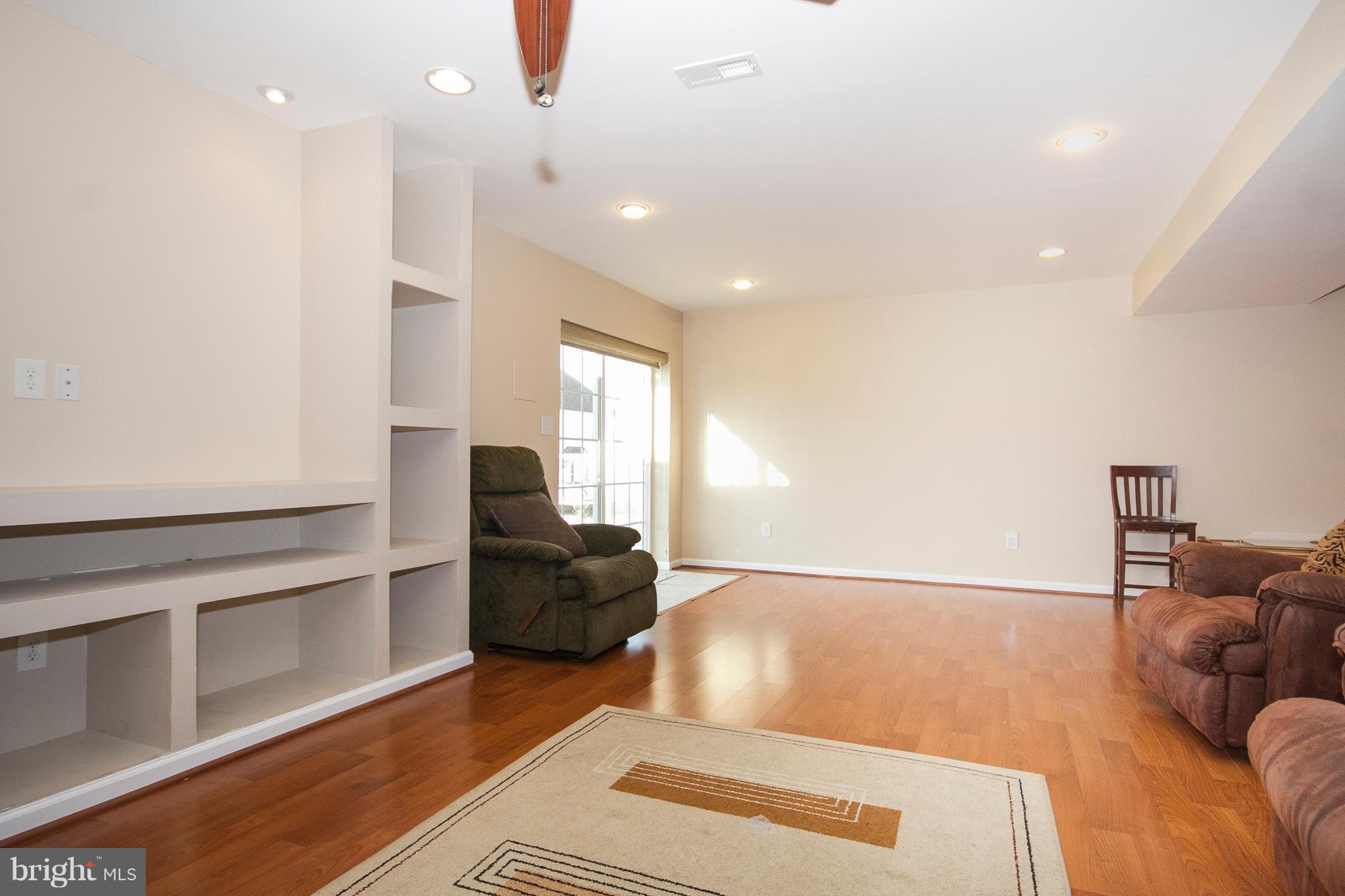 2001 Willowcrest Circle Baltimore, MD 21209 - Photo 21 of 27 CLUBROOM