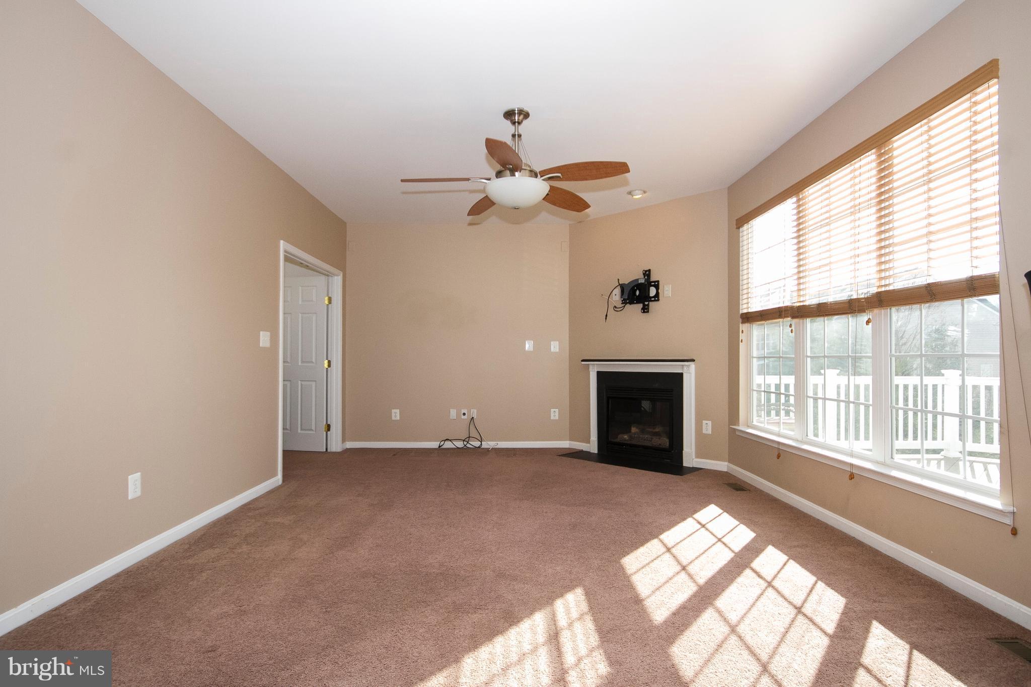 2001 Willowcrest Circle Baltimore, MD 21209 - Photo 9 of 27 FAMILY ROOM W/FIREPLACE