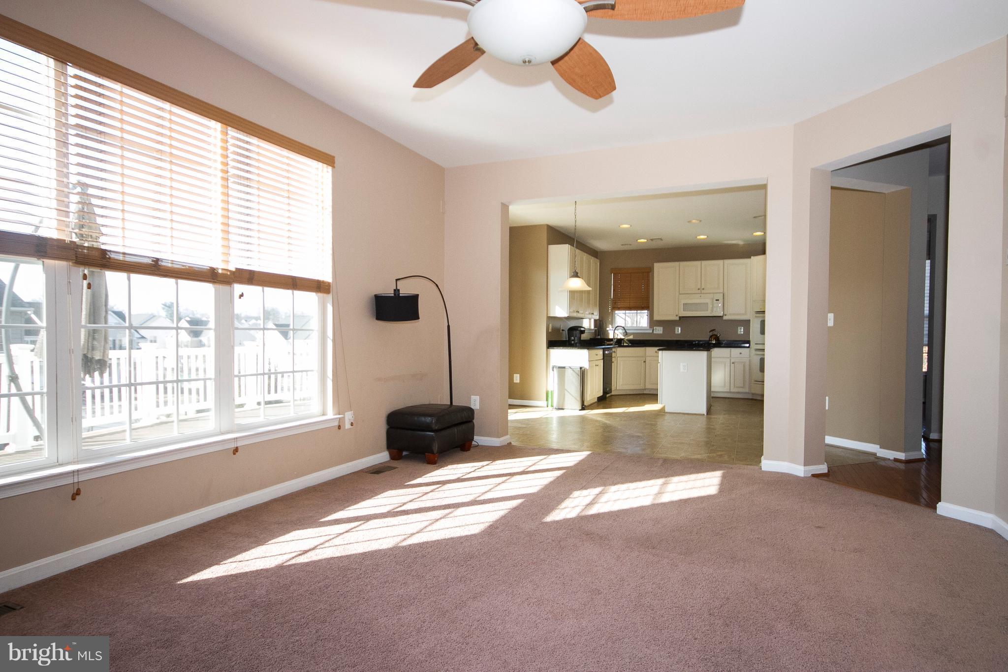 2001 Willowcrest Circle Baltimore, MD 21209 - Photo 10 of 27 Family Room