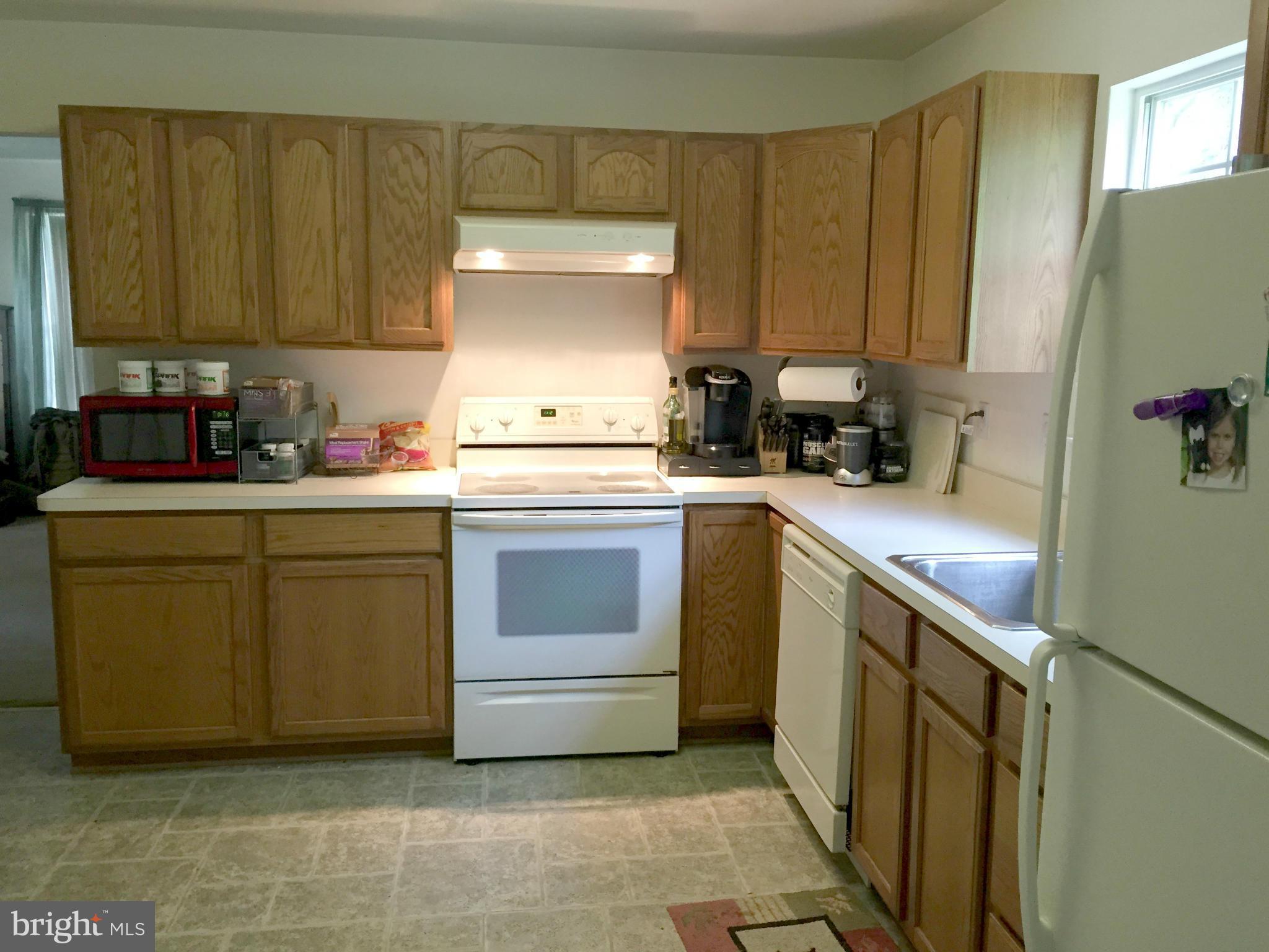 11369 Redlands Road Lusby, MD 20657 - Photo 10 of 16 Kitchen