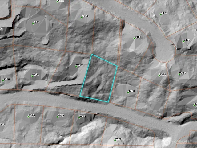 view of a swimming pool