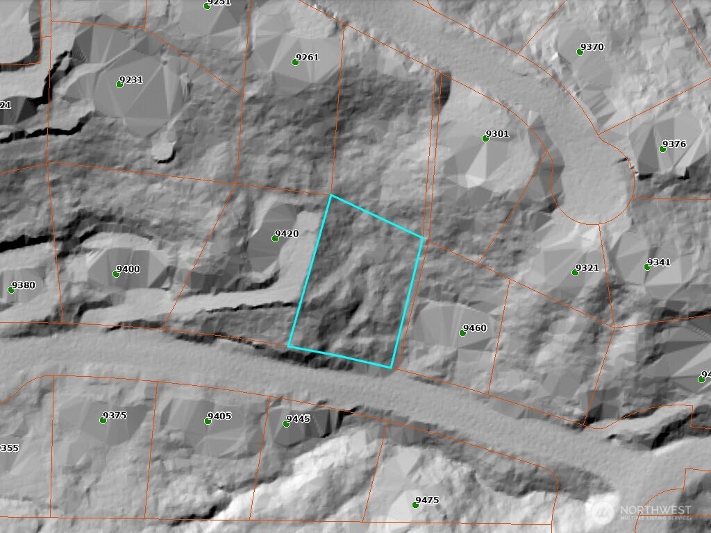 9458 Southeast 47th Street Mercer Island, WA 98040 - Photo 19 of 20 a view of the wooden floor