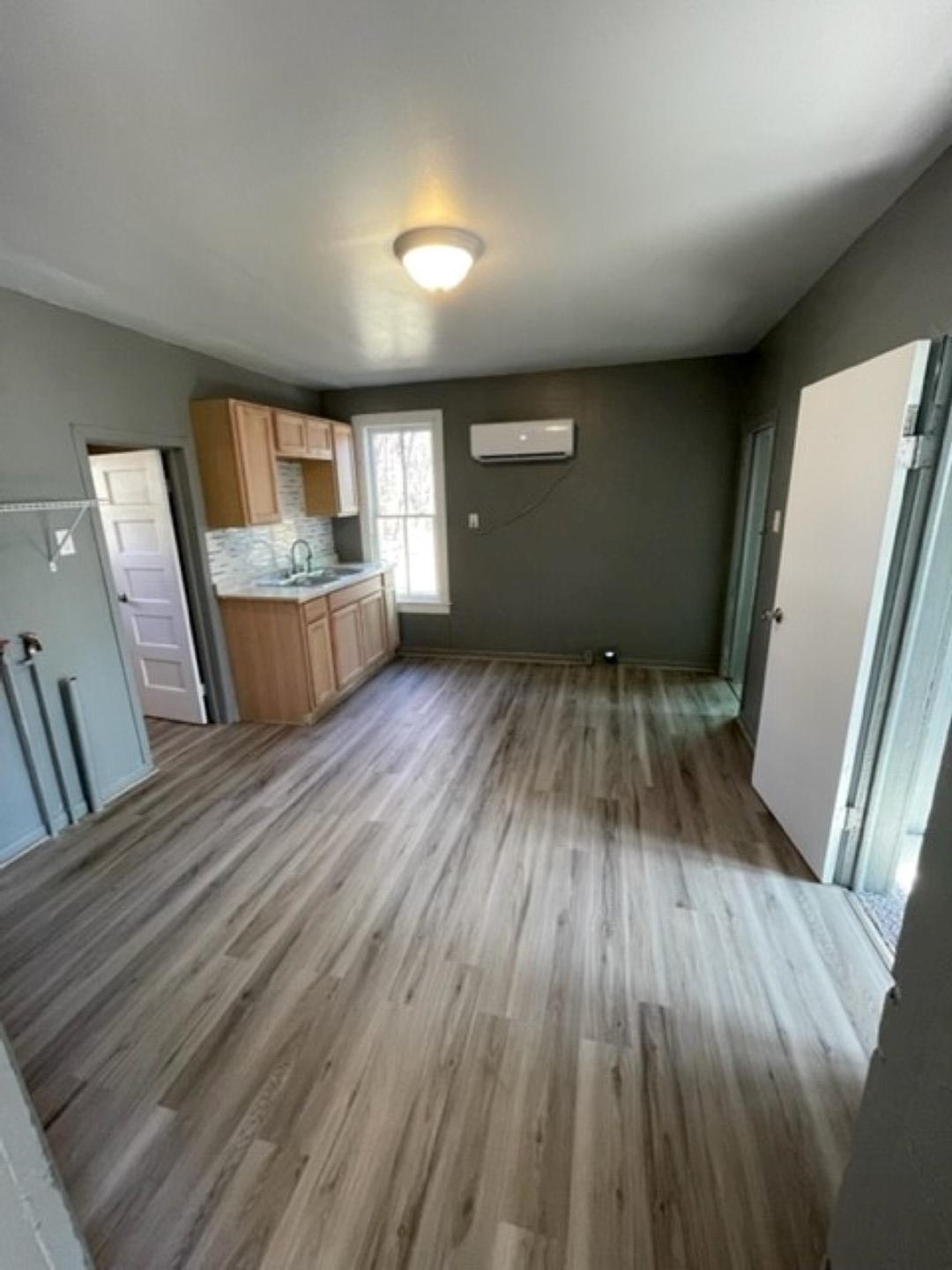 1710 Loomis Street Winfield, KS 67156 - Photo 13 of 16