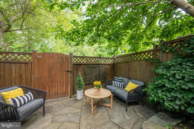 $735,000 | 425 Mt Vernon Avenue, Alexandria, VA 22301