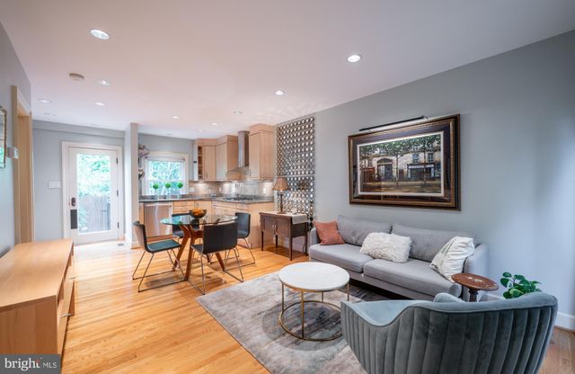 $735,000 | 425 Mt Vernon Avenue, Alexandria, VA 22301