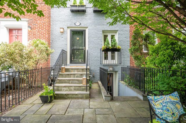 $735,000 | 425 Mt Vernon Avenue, Alexandria, VA 22301