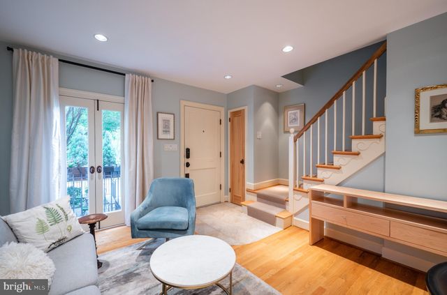 $735,000 | 425 Mt Vernon Avenue, Alexandria, VA 22301