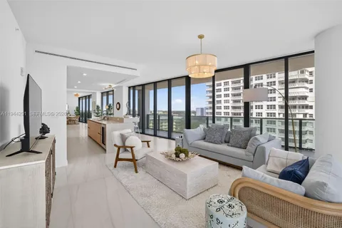 $3,500,000 | 900 North Ocean Boulevard, Unit 906, Pompano Beach, FL 33062